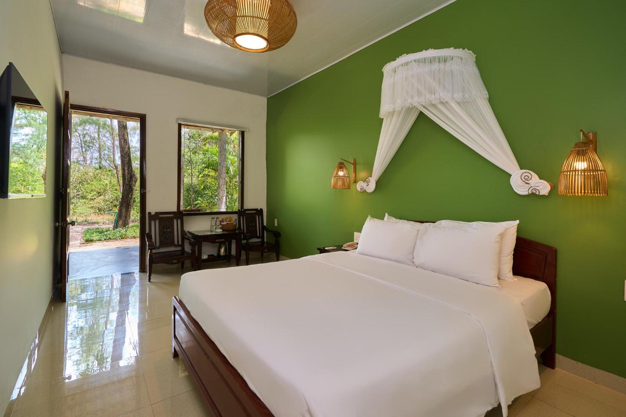 Lang Co Beach Resort Buitenkant foto