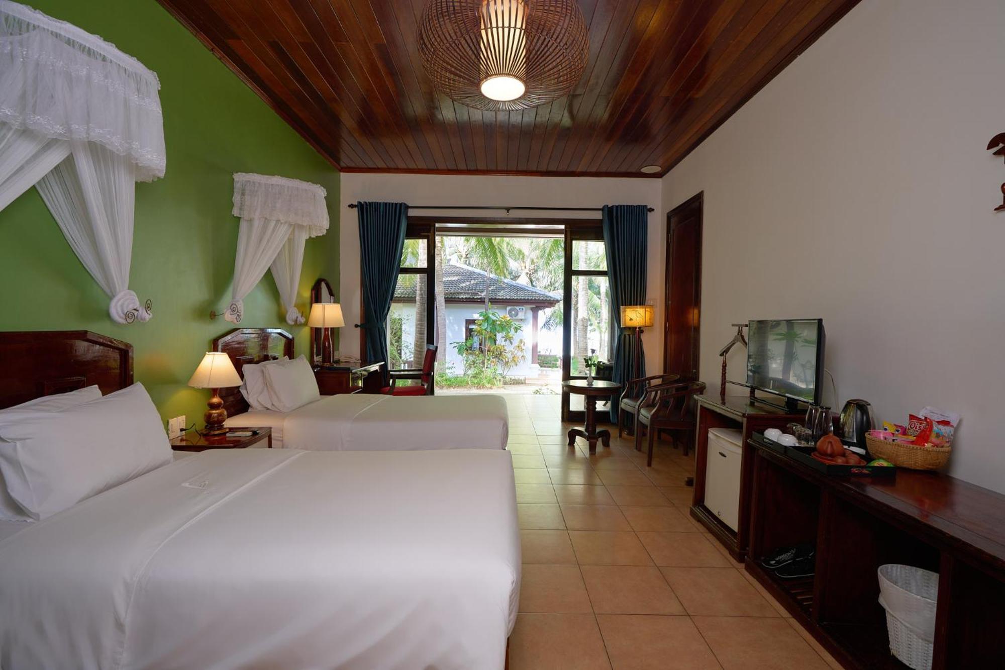 Lang Co Beach Resort Buitenkant foto
