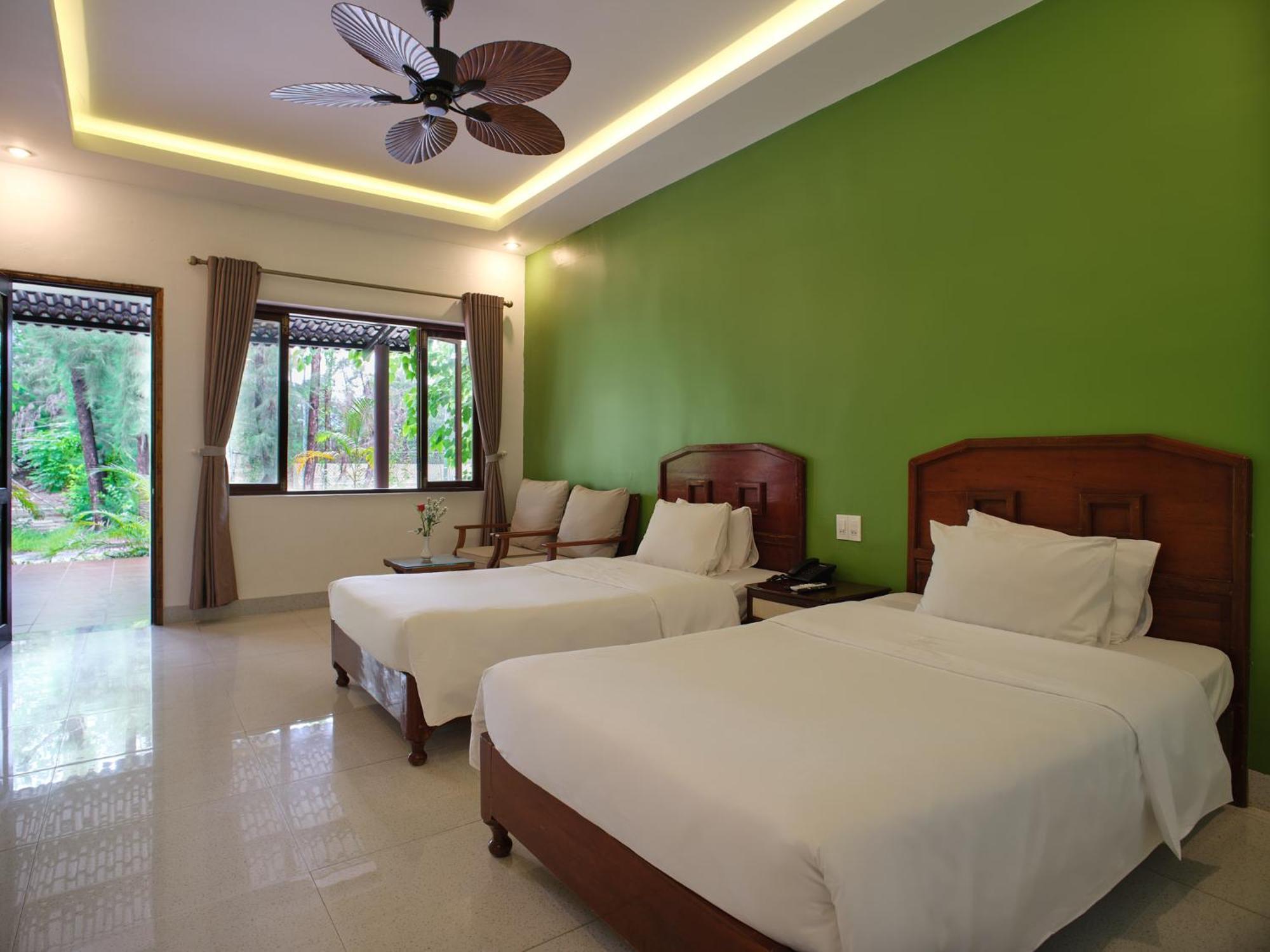 Lang Co Beach Resort Buitenkant foto