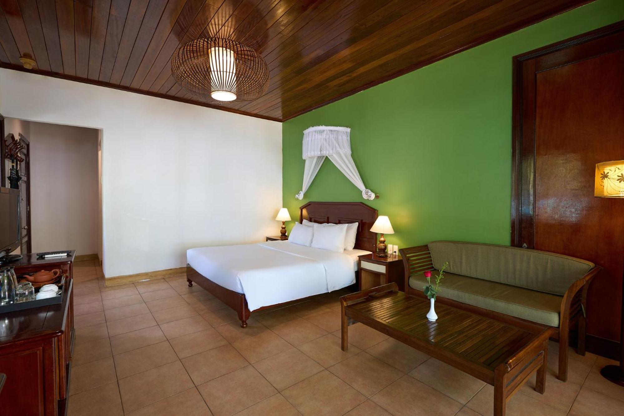 Lang Co Beach Resort Buitenkant foto