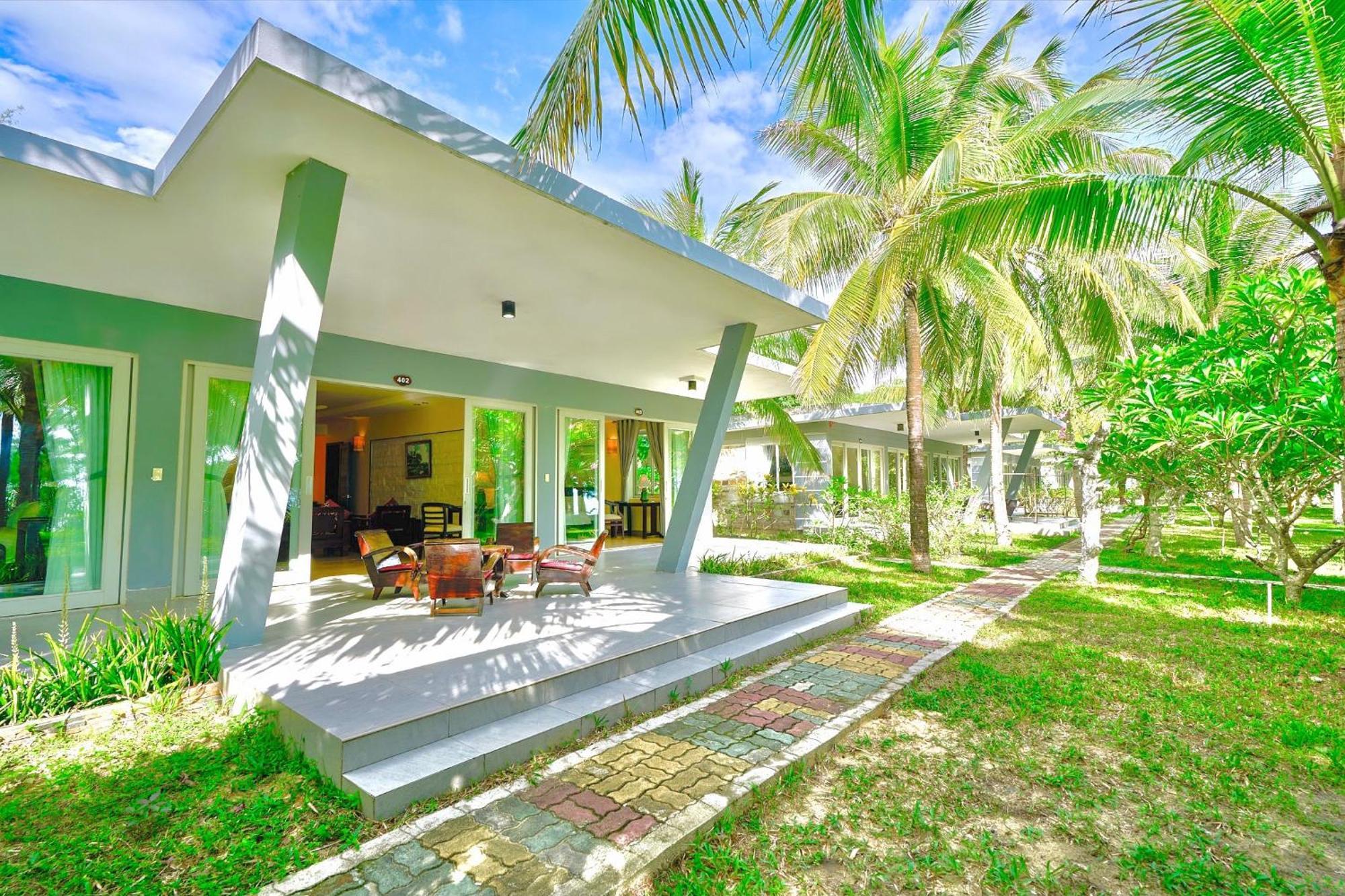 Lang Co Beach Resort Buitenkant foto